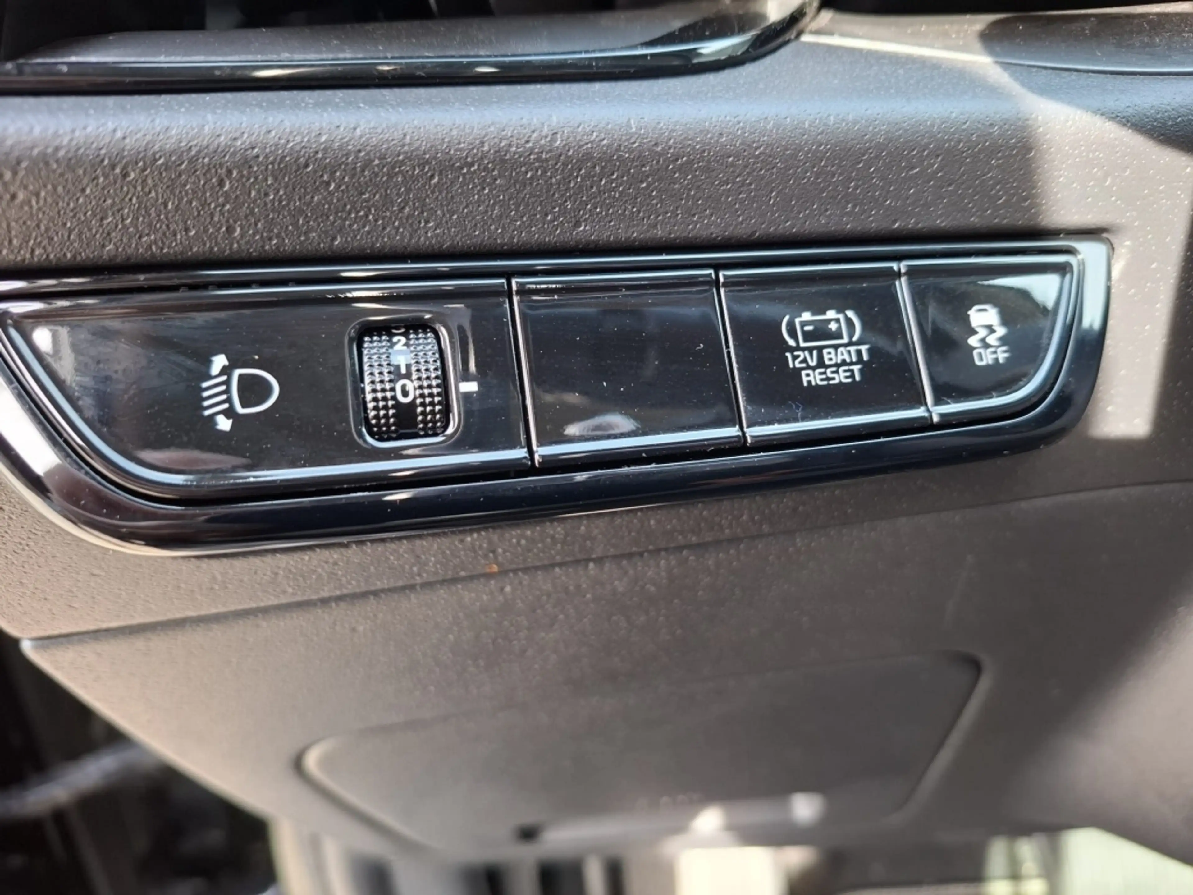 Kia Niro 1.6 HEV Dynamicline — photo 11