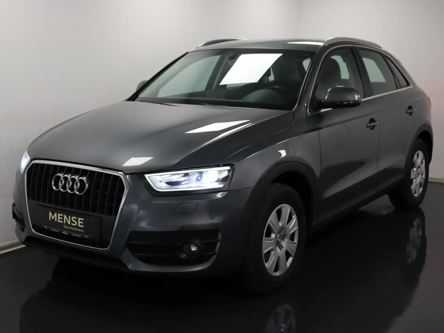Audi Q3 2.0 TDI |LM|KlimaA|AkustikGlas|Navi|AHK|SHZG Grau - 2