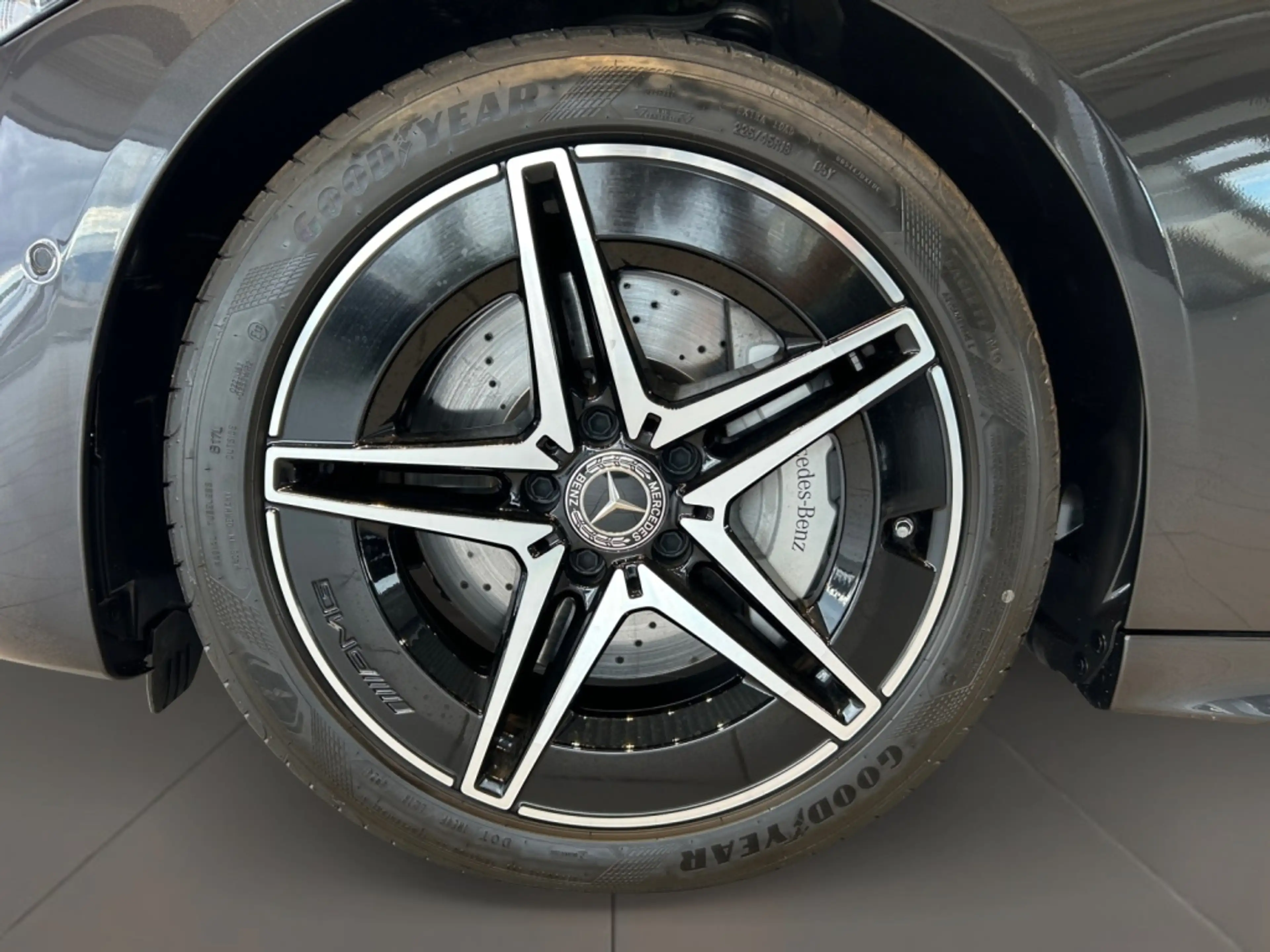 Mercedes-Benz C 300 T AMG AMG+MBUX+Night+Wide+360+Cam+Navi+AUT — photo 8