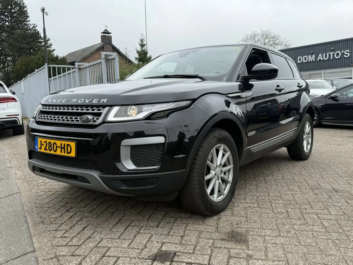 Land Rover Range Rover Evoque 2.0 eD4 HSE NAVI/CAMERA/XENON/PDC/CRUISE Zwart - 1
