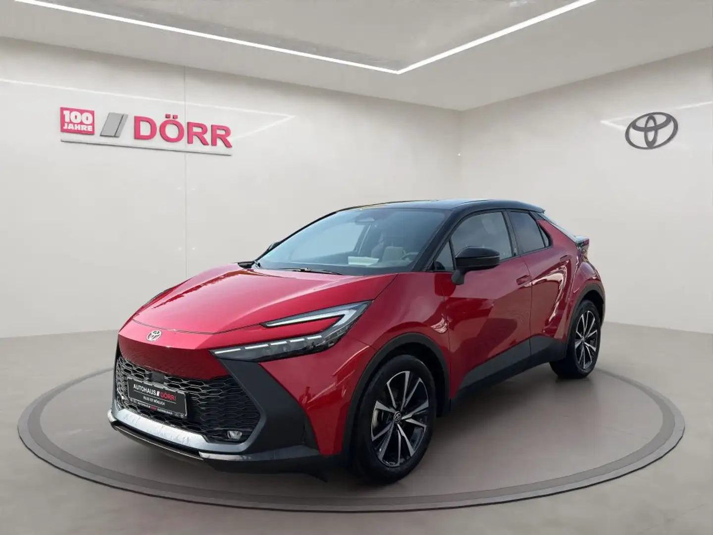 Toyota C-HR 1.8 Hybrid Team Deutschland Rot - 1