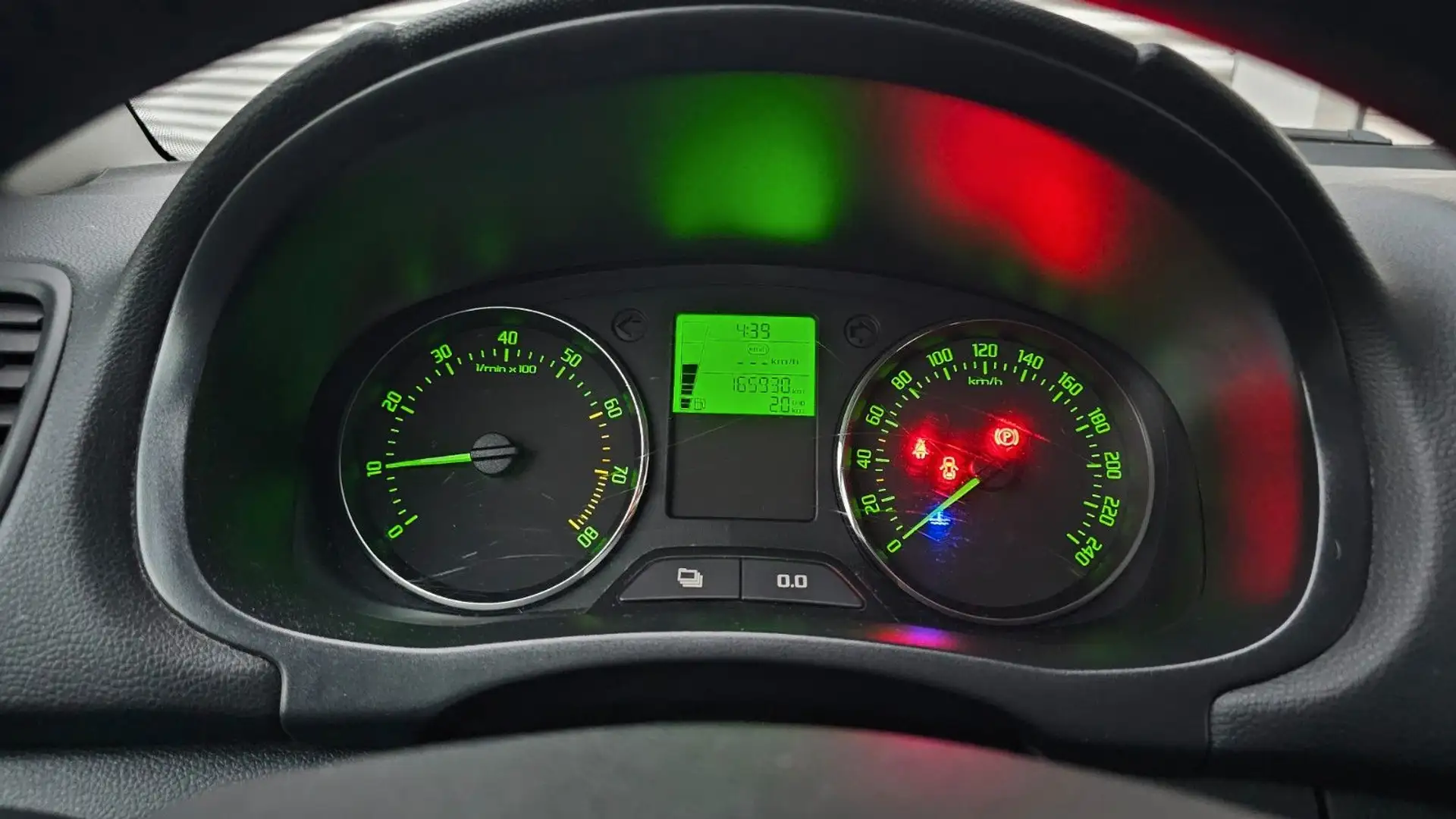 Skoda Roomster Style Plus Edition Klima Shzg EFH Gris - 2