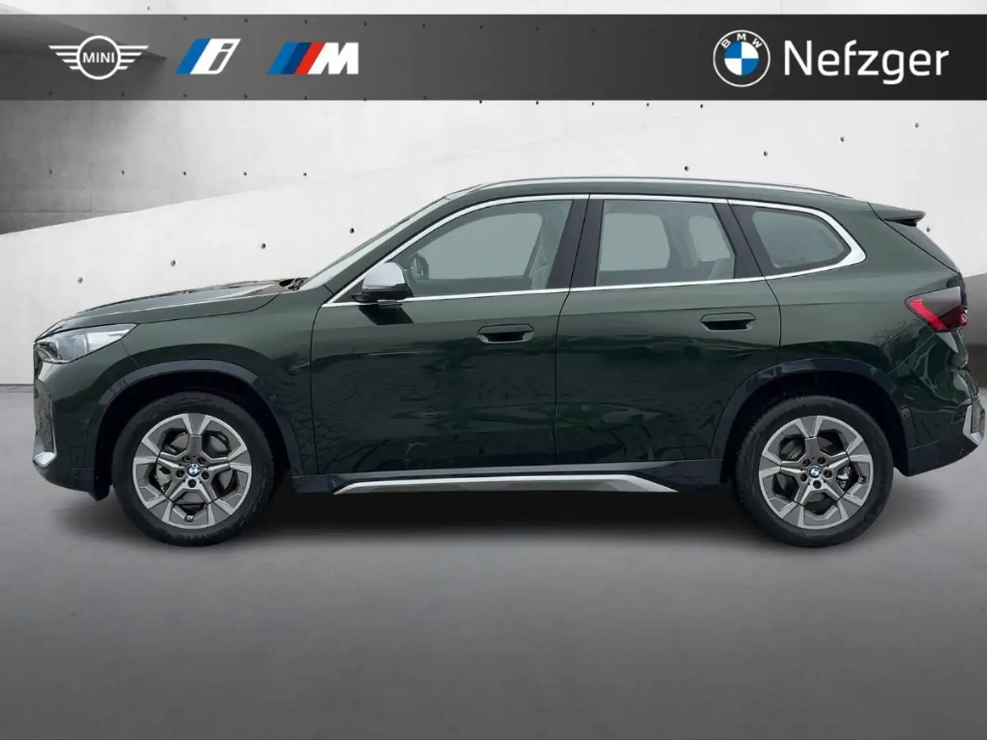 BMW X1 xDrive20d X Line Park-Assistent PANO LED Grün - 2