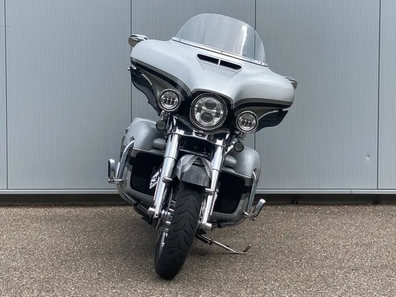 Harley-Davidson CVO Limited - foto 4