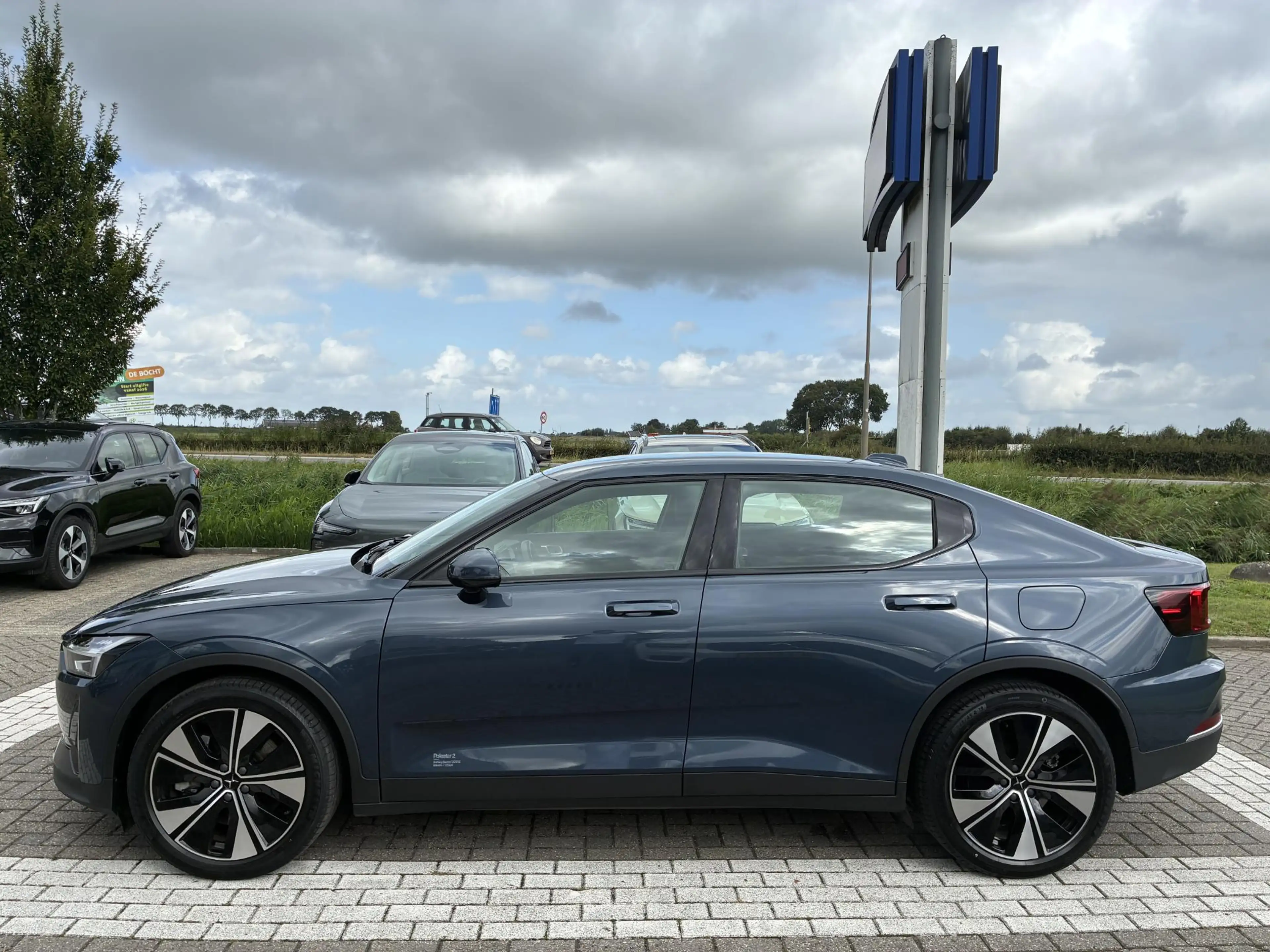 Polestar 2 Standard Range Single Motor 69 kWh Elektrisch vers — photo 3