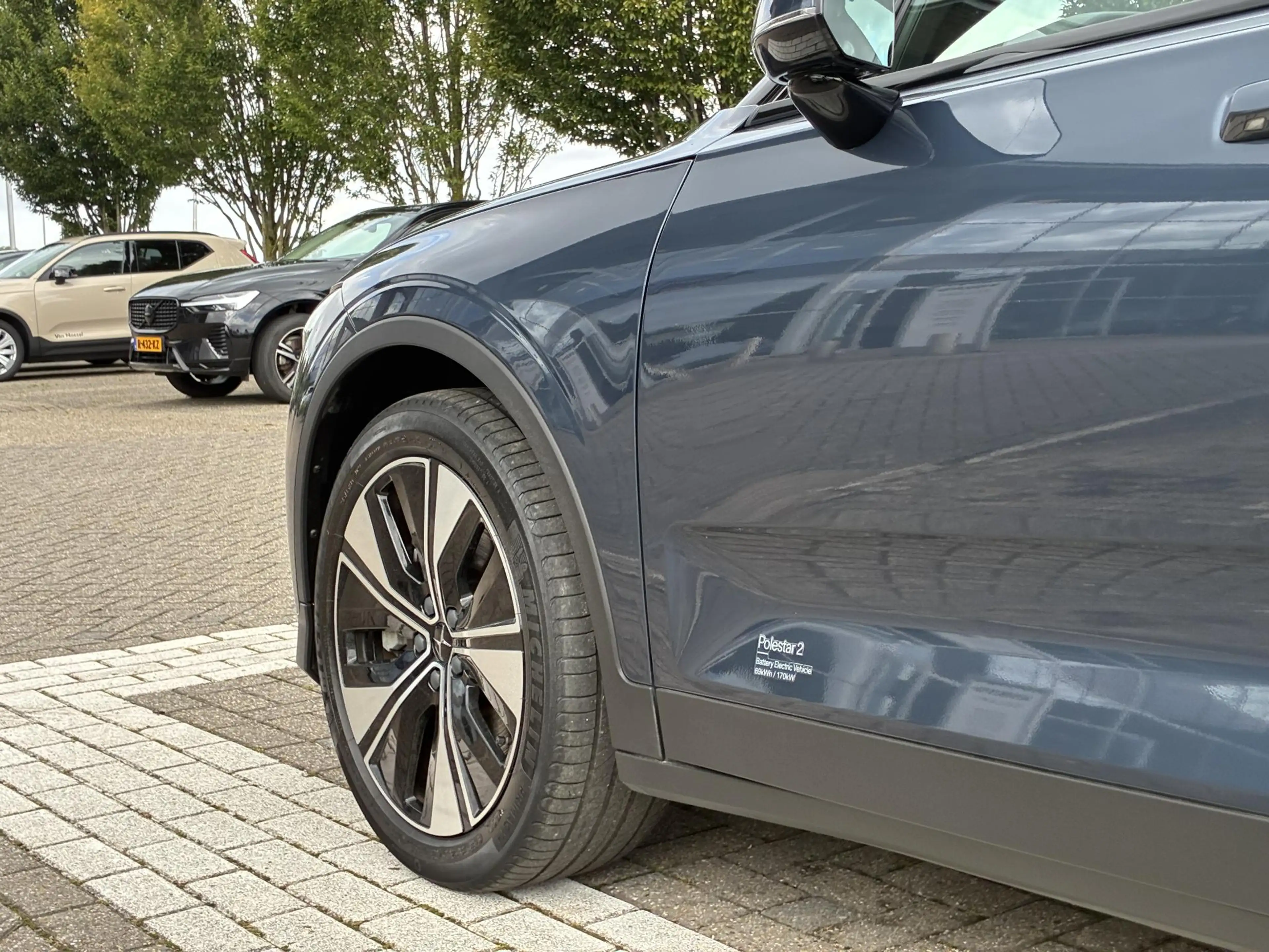 Polestar 2 Standard Range Single Motor 69 kWh Elektrisch vers — photo 4