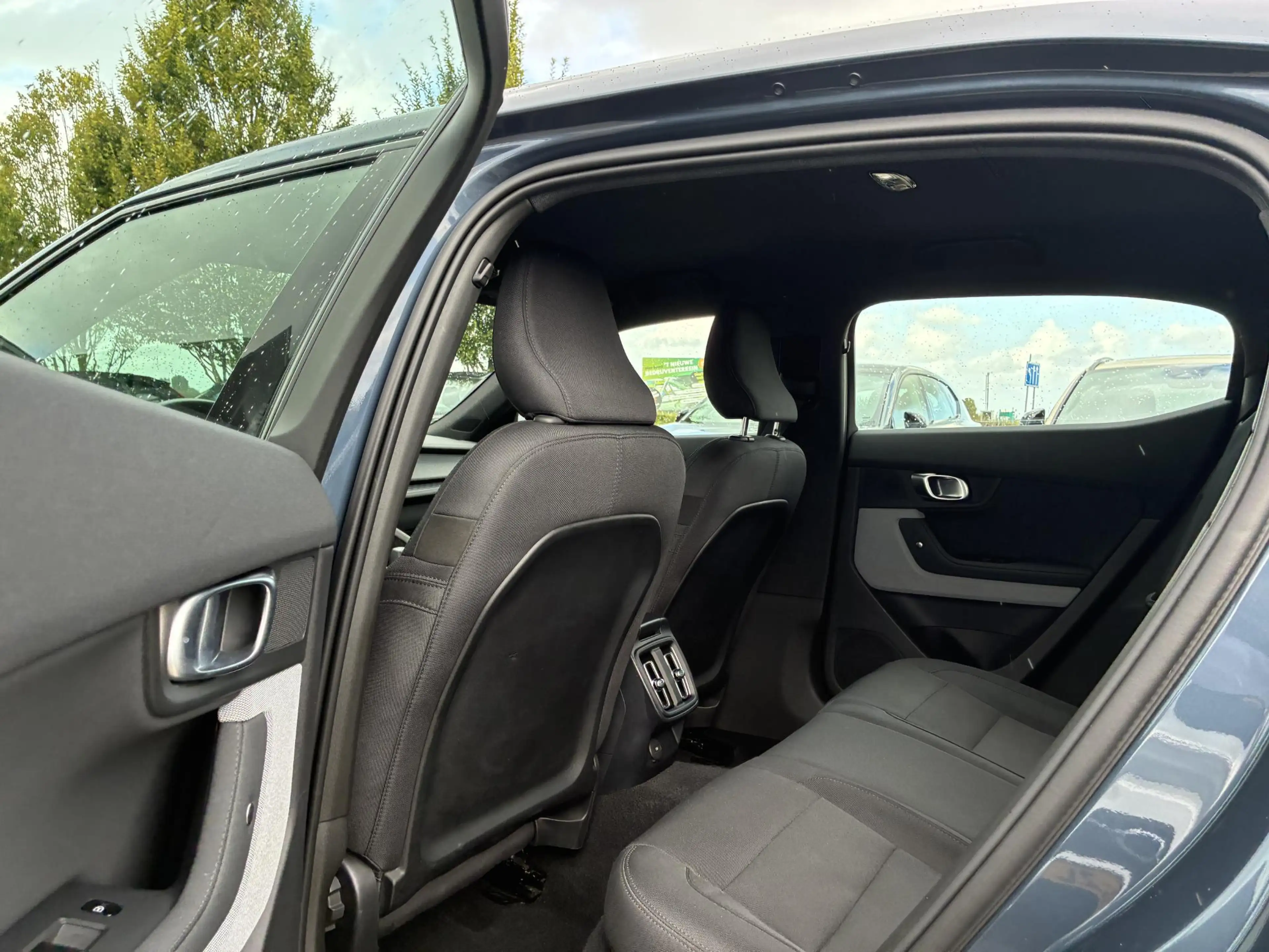 Polestar 2 Standard Range Single Motor 69 kWh Elektrisch vers — photo 13