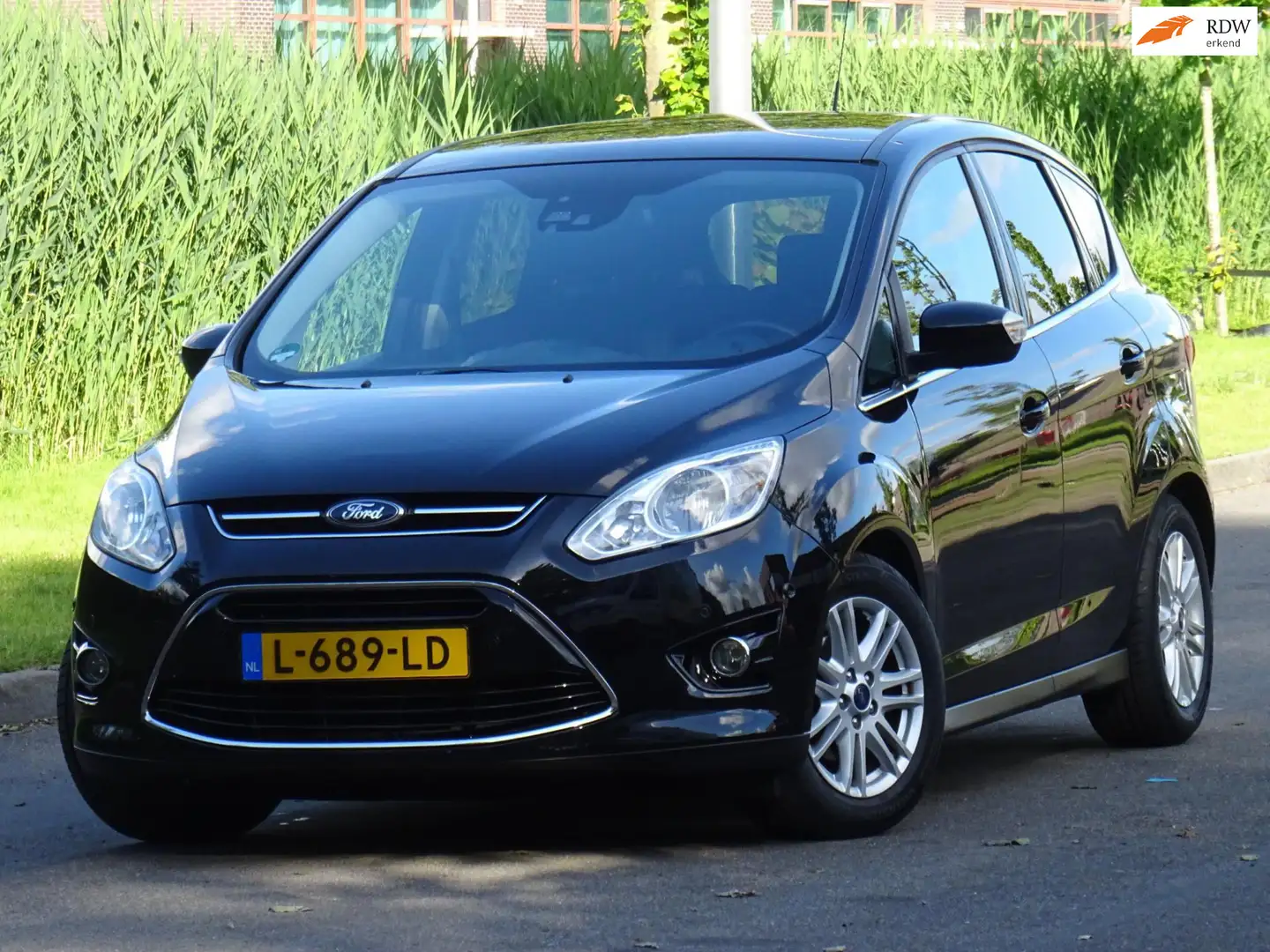 Ford C-Max 1.0 Edition Plus NAVI/CAMERA/CRUISE/PDC/APK Zwart - 1