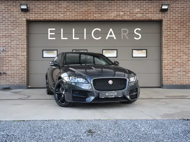 Jaguar XF 2.0 T R-SPORT / SCHUIFDAK / CARPLAY / GPS / CAMERA