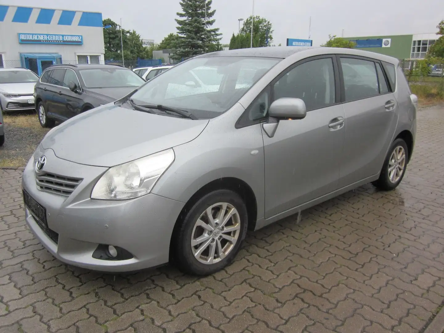 Toyota Verso Edition+7-Sitze+AHK+Dach+2xPDC Gris - 1