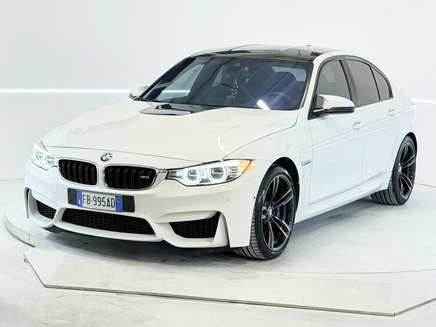 BMW M3 3.0 dkg - 1