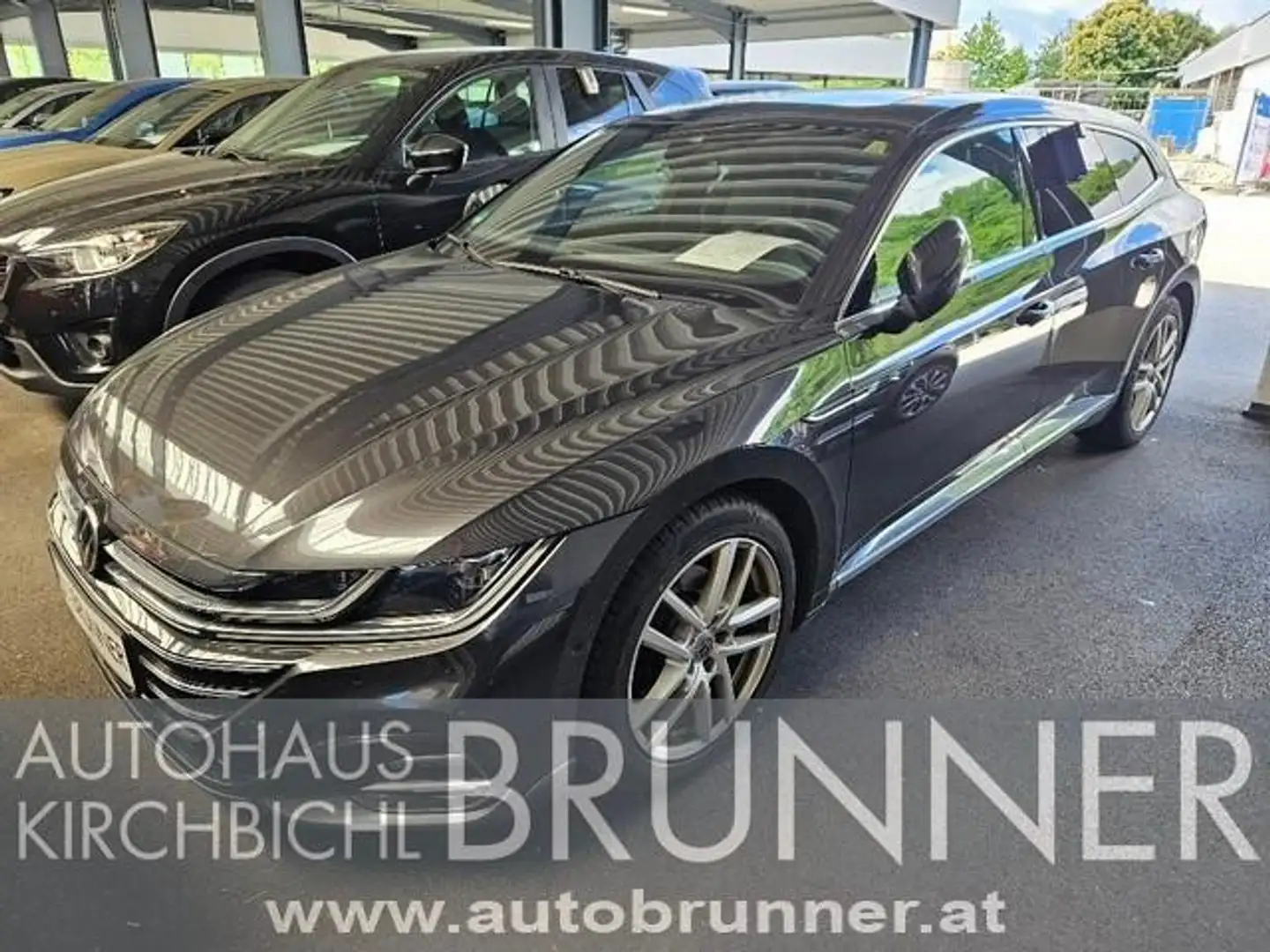 Volkswagen Arteon SB R-Line 2,0 TDI 4Motion DSG Grijs - 1