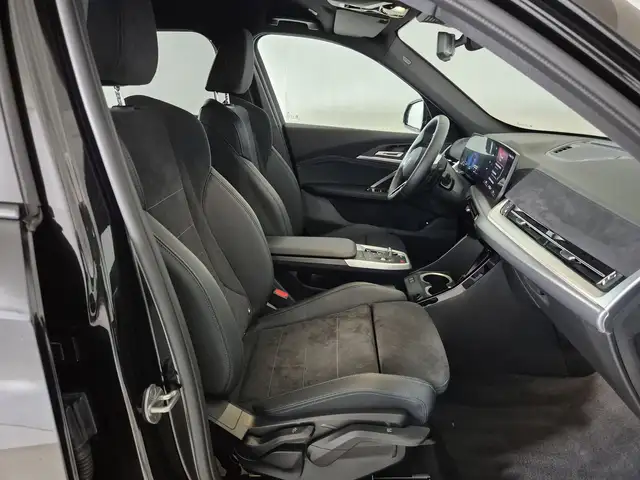 BMW X1 view 11