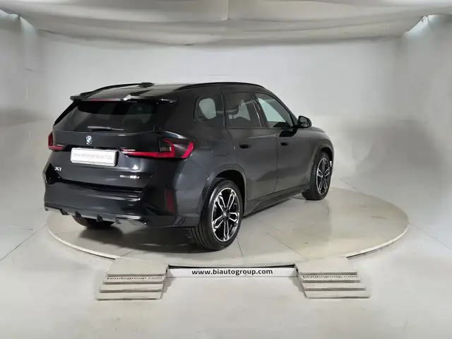 BMW X1 view 5