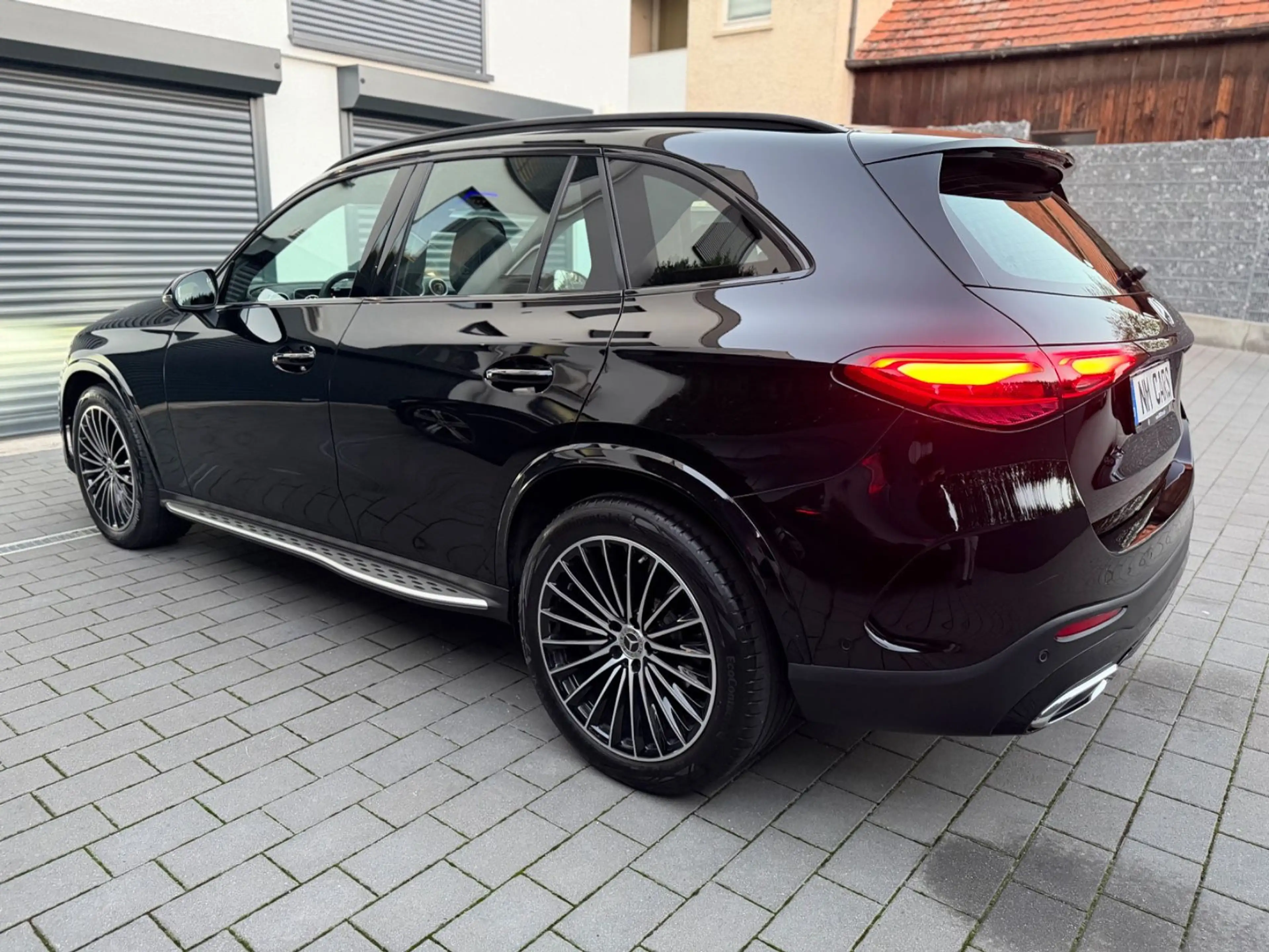 Mercedes-Benz GLC 200 4MATIC/AMG-LINE/NIGHTPAKET/PANORAMA/LED/ — photo 9
