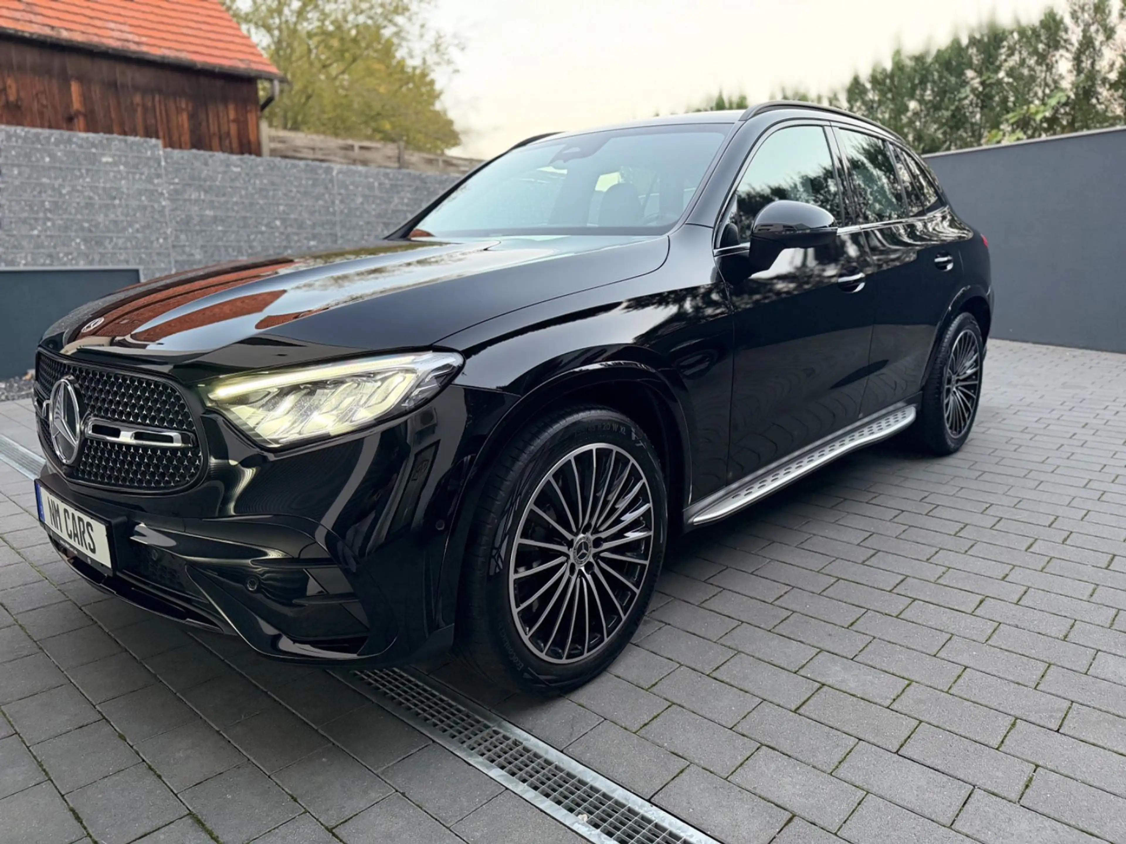 Mercedes-Benz GLC 200 4MATIC/AMG-LINE/NIGHTPAKET/PANORAMA/LED/ — photo 10