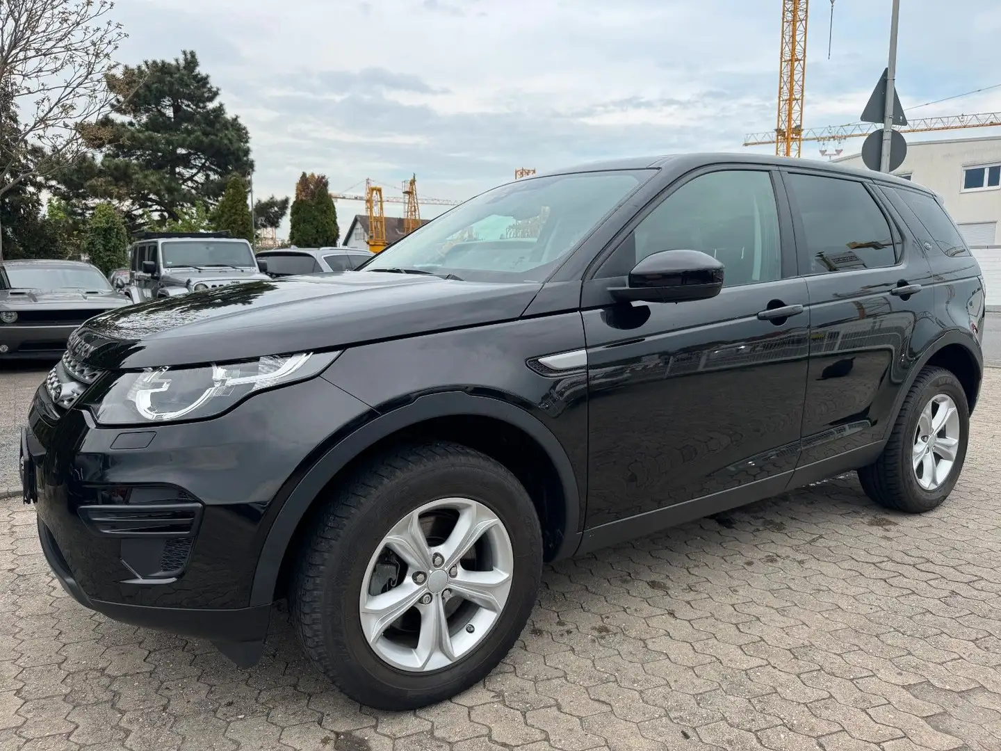 Land Rover Discovery Sport 2,0 TD4 SHZ/AWD/Top Zustand Schwarz - 2