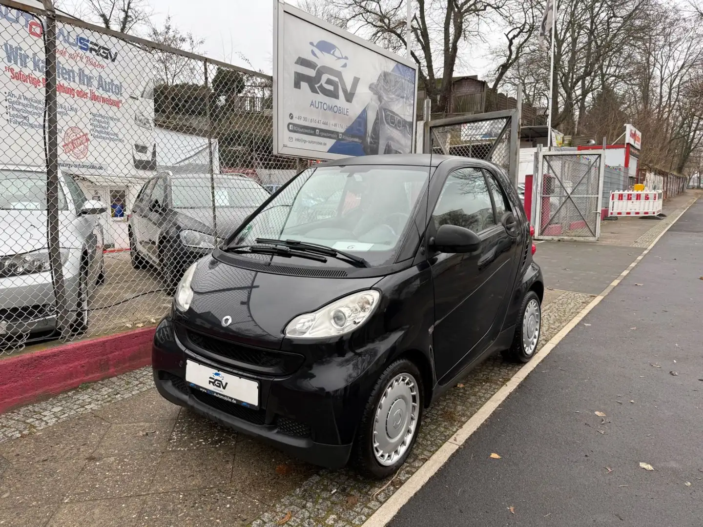 smart forTwo fortwo coupe MHD*Halbautomatik*TÜV NEU Noir - 1