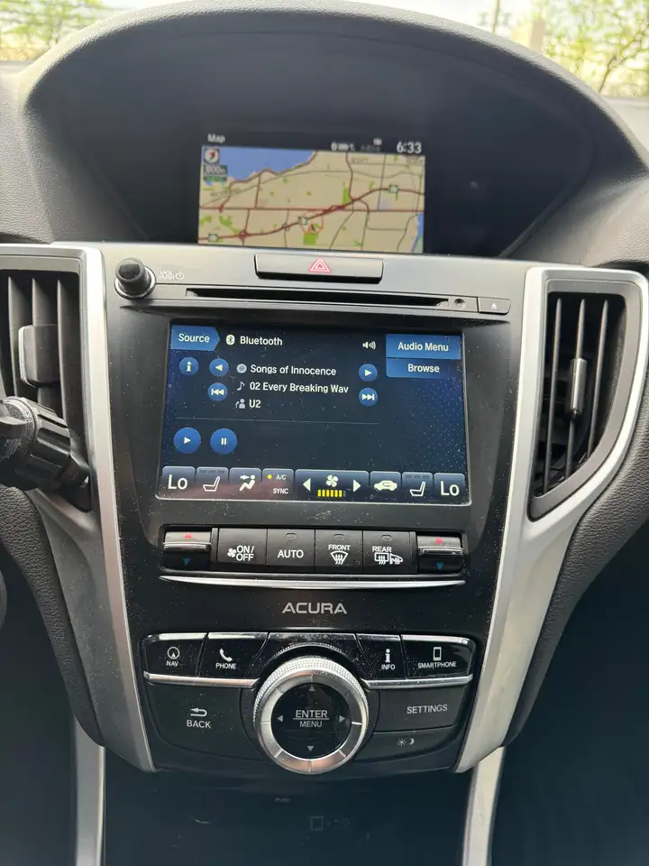 Acura TLX снимка Acura TLX