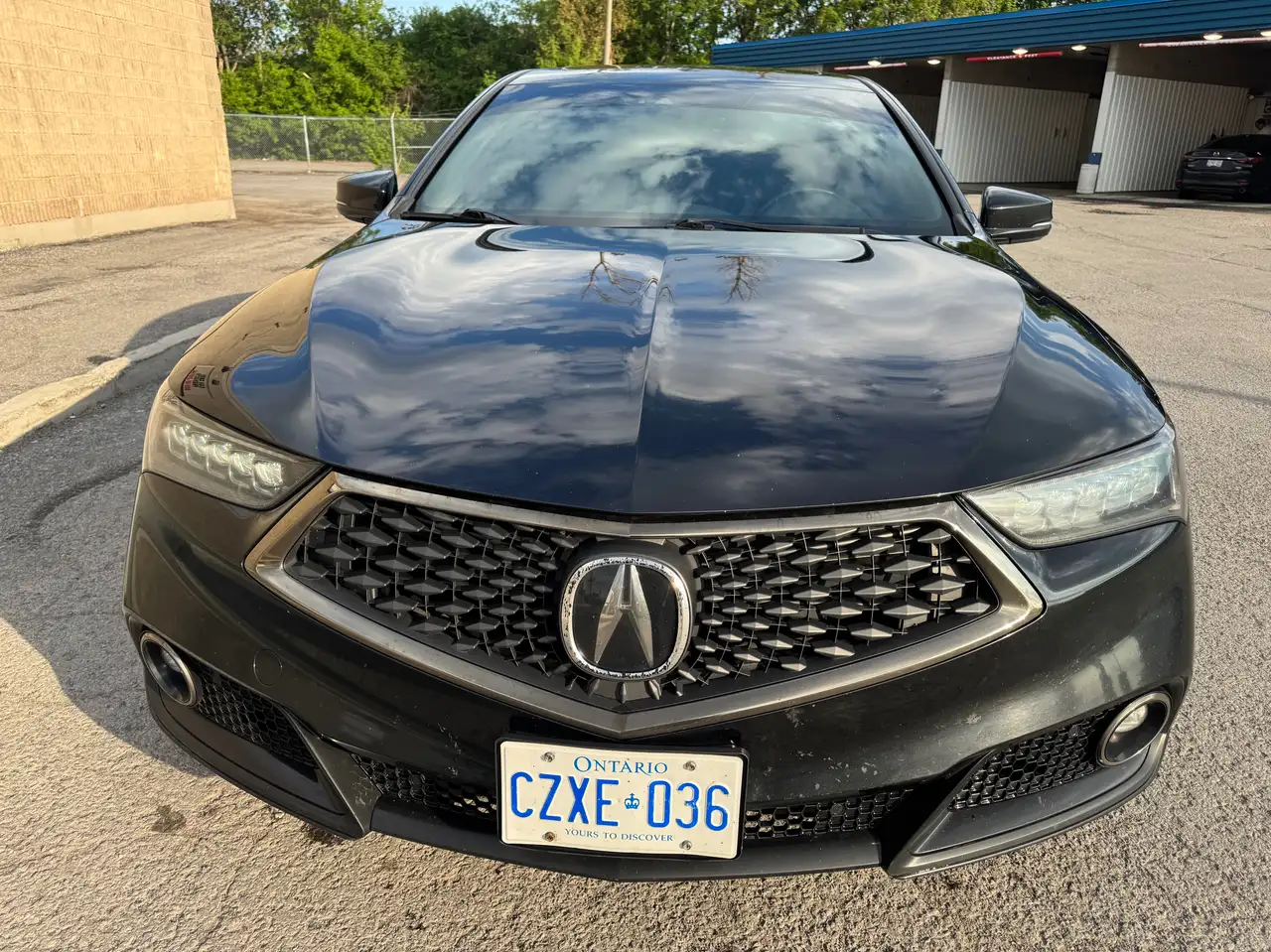 Acura TLX снимка Acura TLX