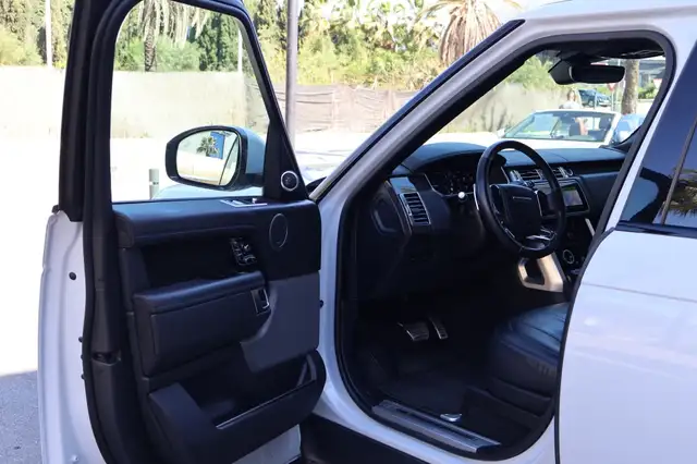 Land Rover Range Rover view 10