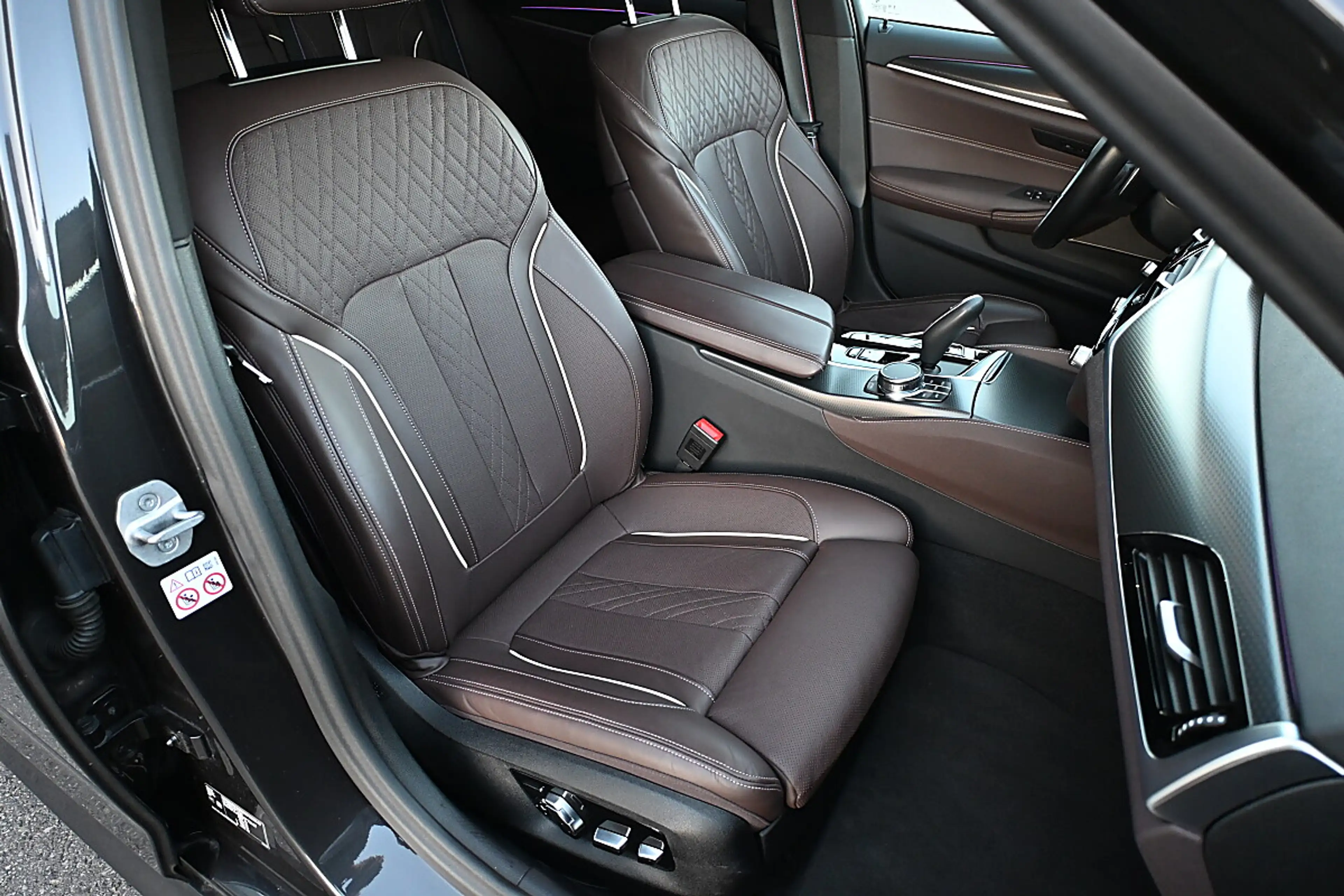 BMW 530 d 48 V Touring xDrive Aut. M Sport Pro NP €105k... — photo 6