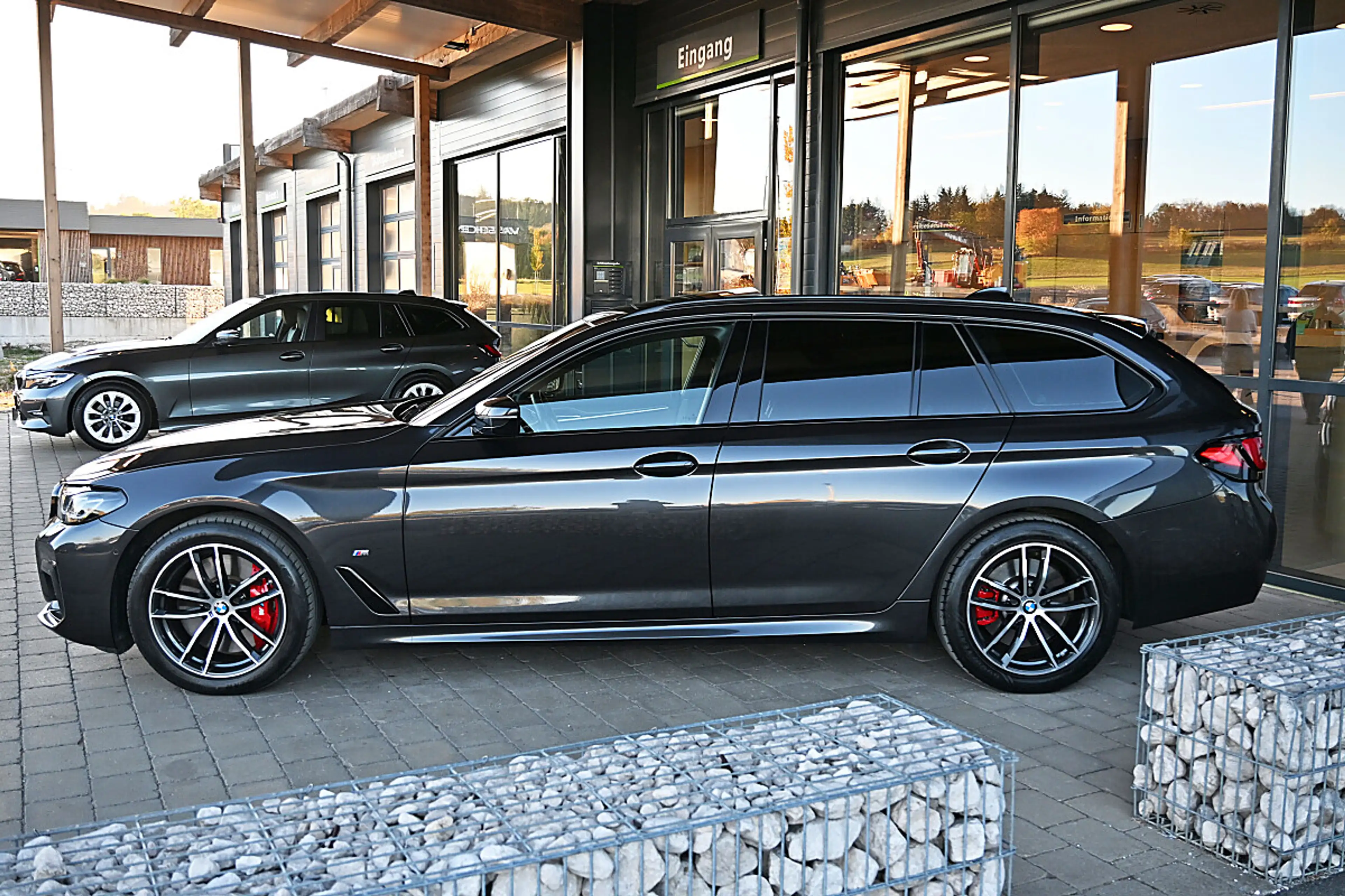 BMW 530 d 48 V Touring xDrive Aut. M Sport Pro NP €105k... — photo 2