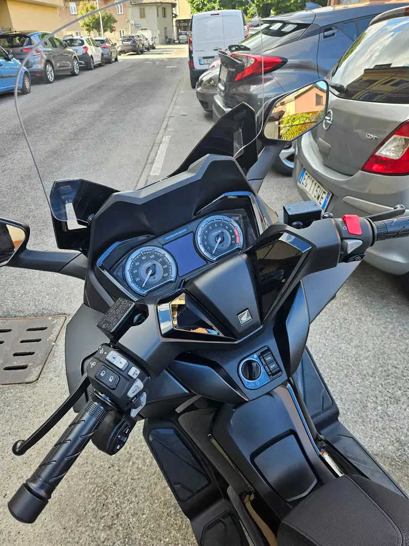 Honda Forza 350 Black - 1
