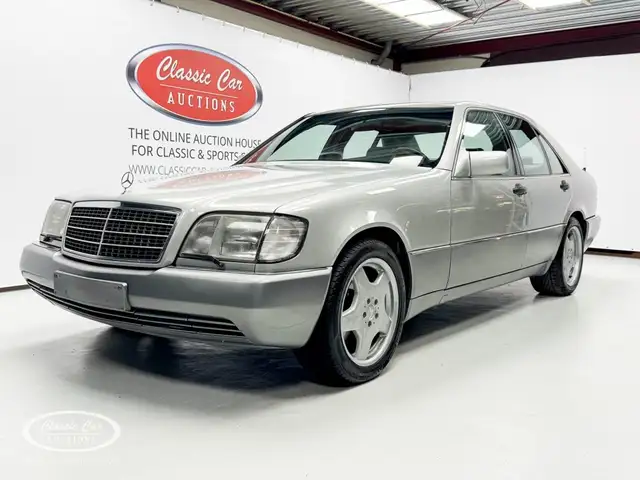 Mercedes-Benz 300 SE  - ONLINE AUCTION