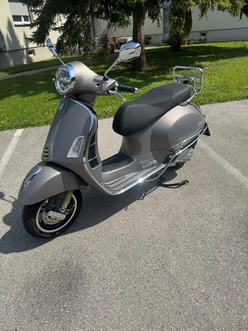 Vespa GTS Super Tech 125 GTS Super Tech 125 ABS Szürke - 2