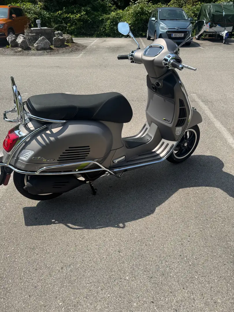 Vespa GTS Super Tech 125 GTS Super Tech 125 ABS Szürke - 1