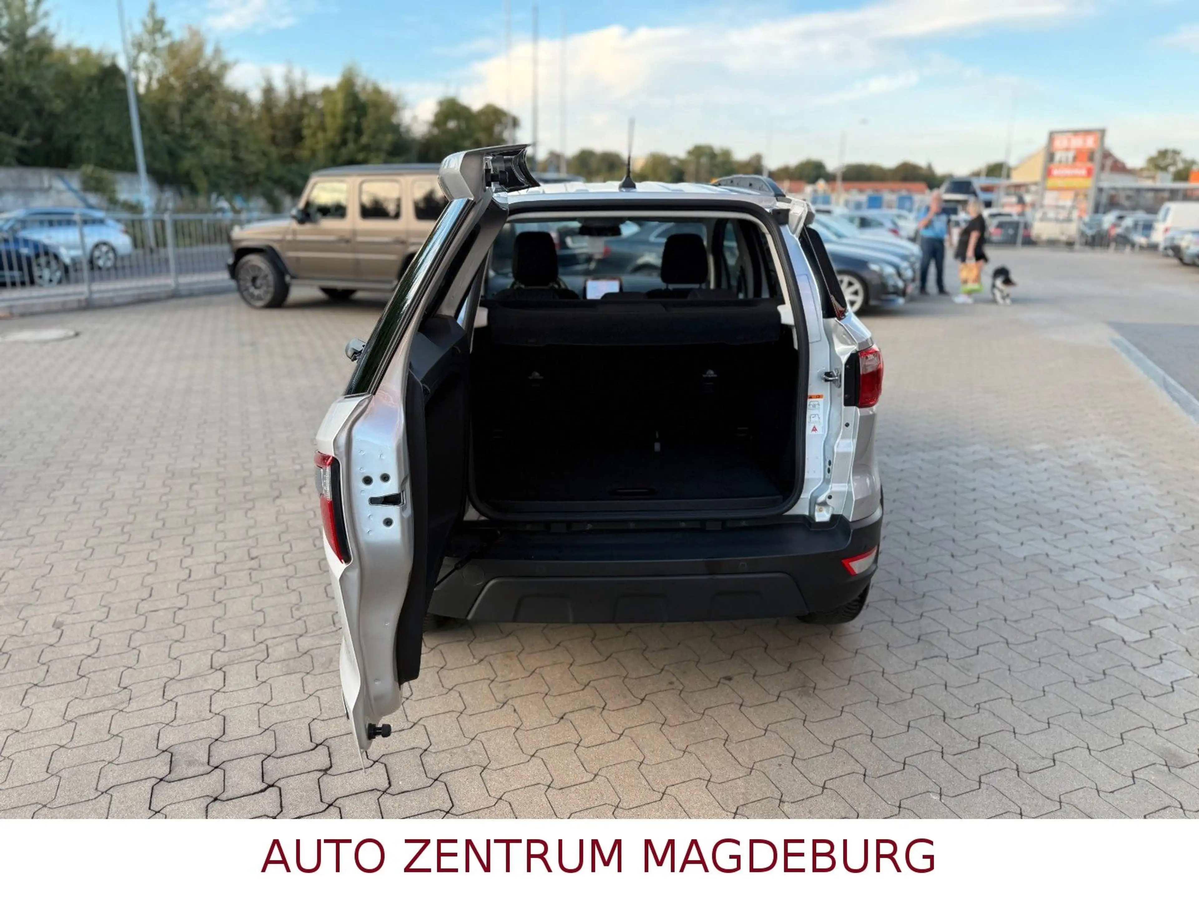 Ford EcoSport Cool & Connect *2.HAND*NAVI*TEMPOMAT* — photo 8