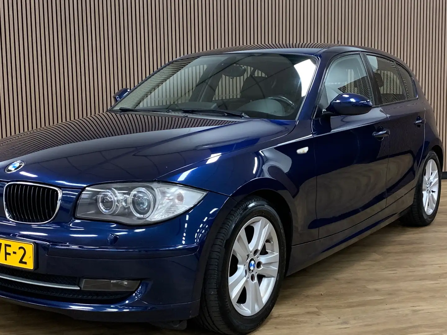BMW 118 1-serie 118i EffDyn Business Line Ultimate Edition Blauw - 2