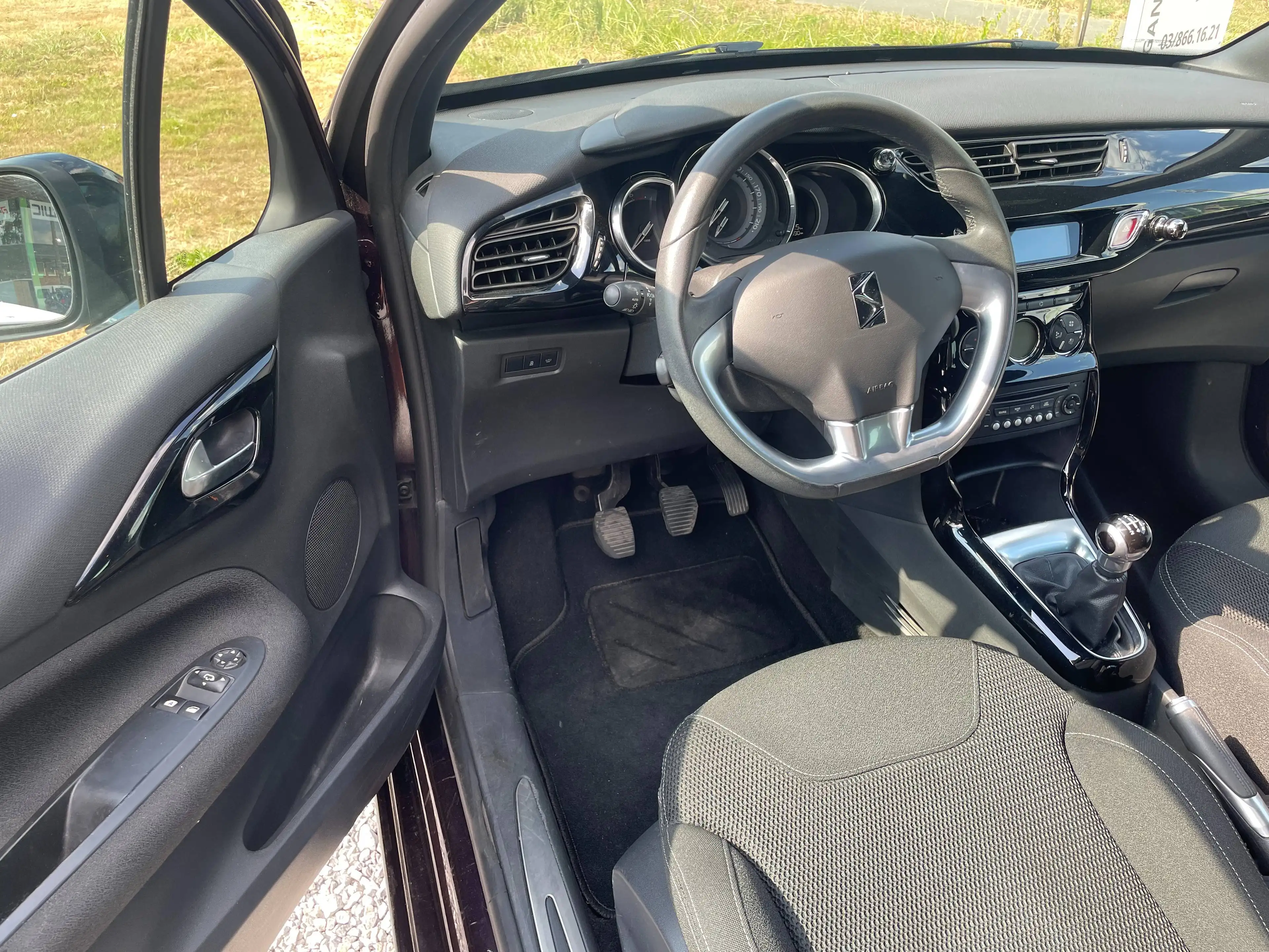 Citroen DS3 DS 3 1.2 PureTech So Chic S — photo 7