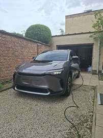 71.4 kWh 2WD Business Plus