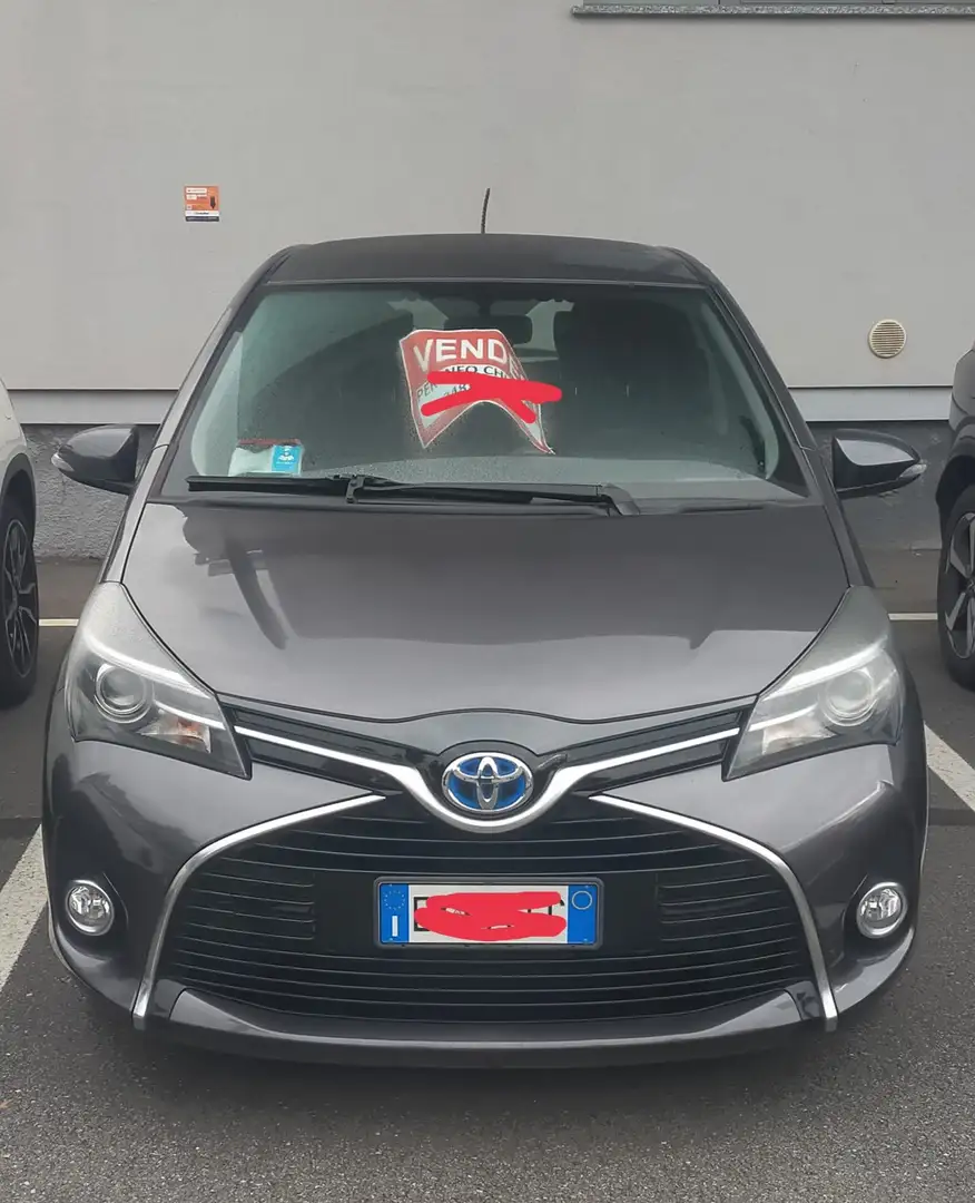 Toyota Yaris Yaris 1.5h Active Grigio - 1