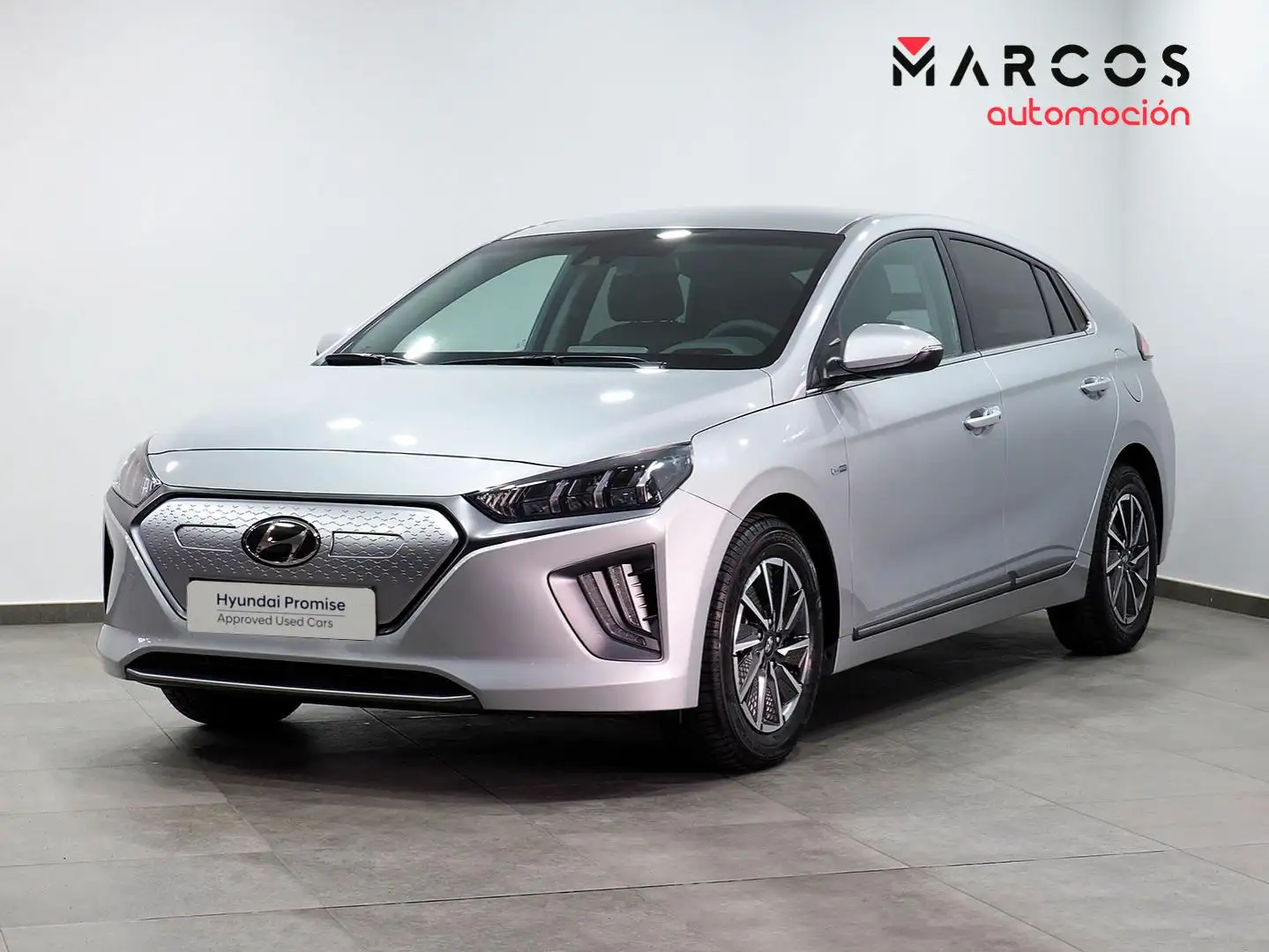 Hyundai IONIQ EV 100kW Tecno Plateado - 1