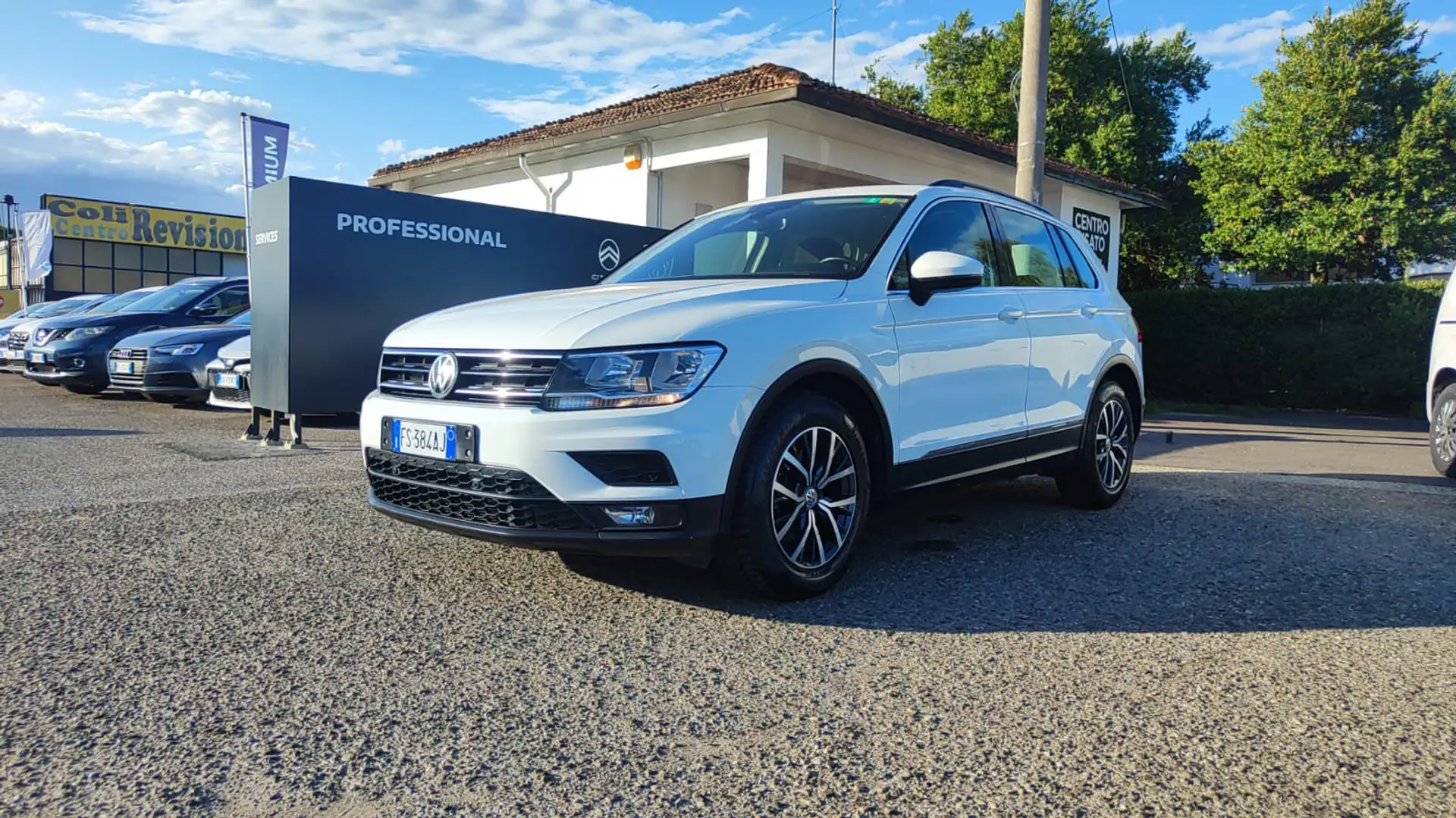 Volkswagen Tiguan Tiguan 1.6 TDI SCR Business BlueMotion Technology Bianco - 1