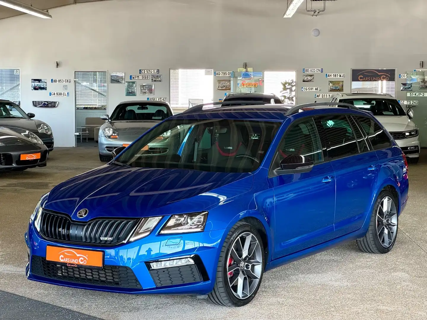 Skoda Octavia 2.0 TDI Combi RS 4x4 DSG *SHZ*NAV*LED*RK Blau - 1