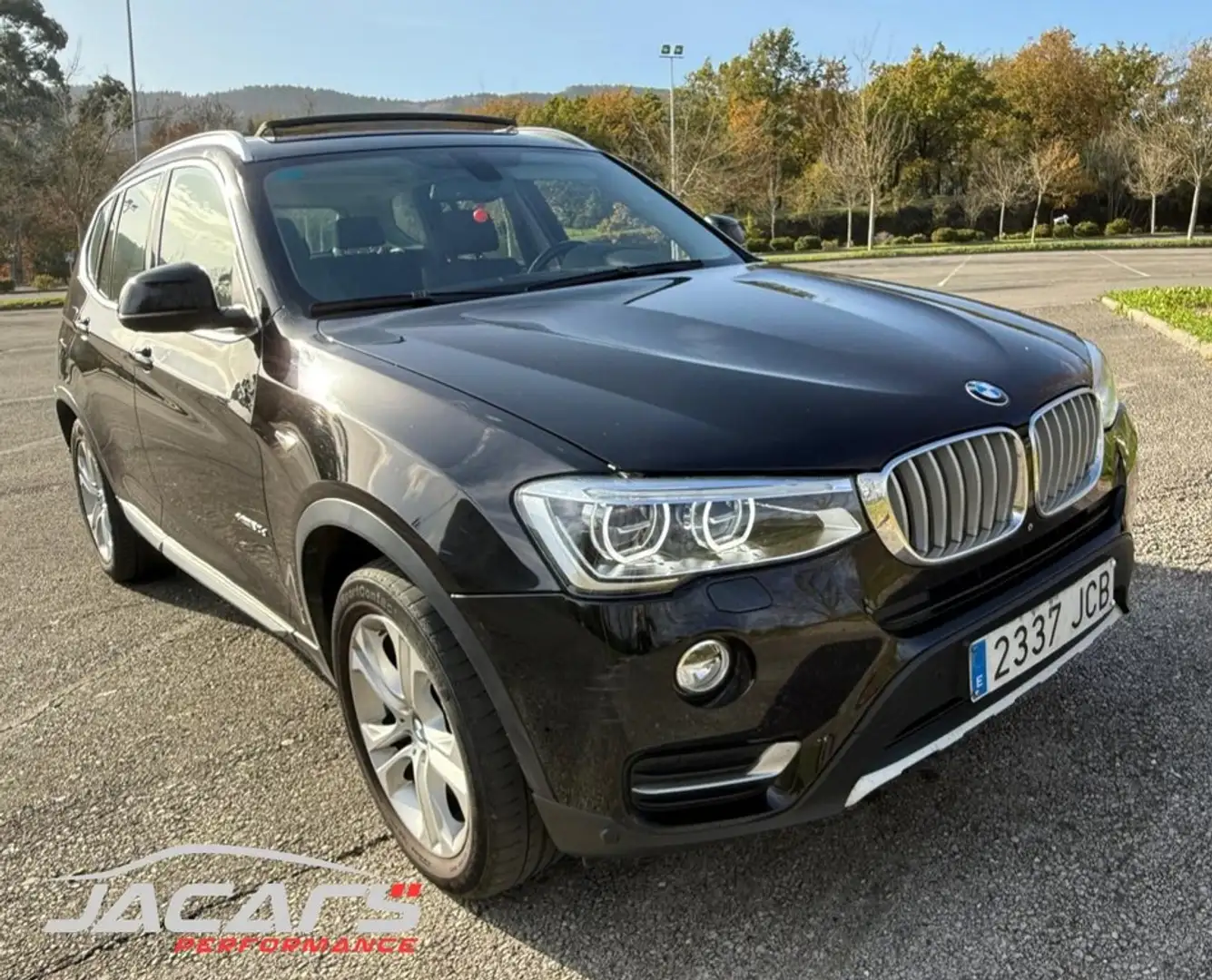 BMW X3 xDrive 30dA Schwarz - 1
