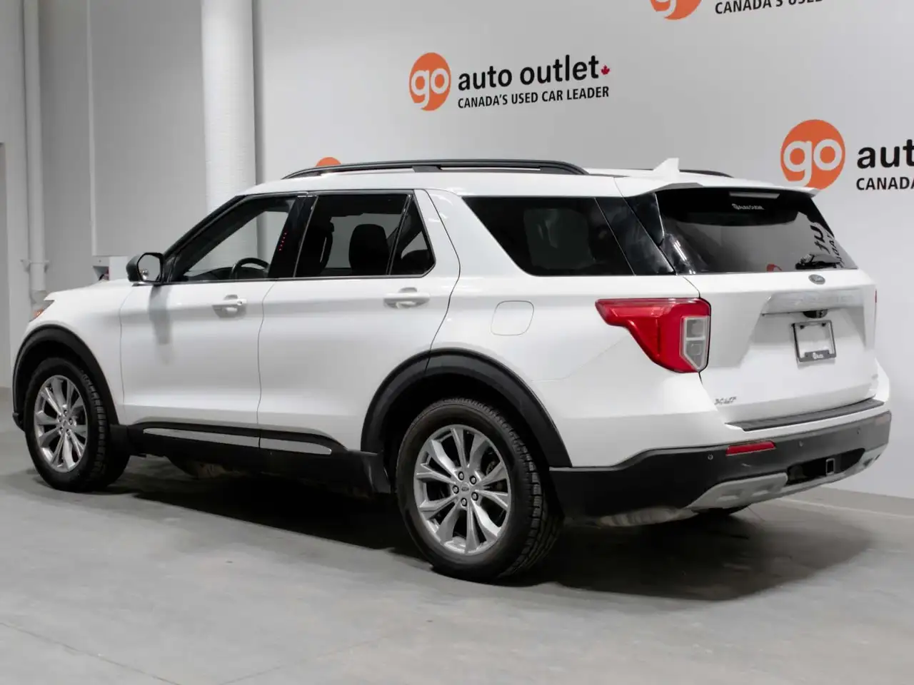 Ford Explorer снимка Ford Explorer