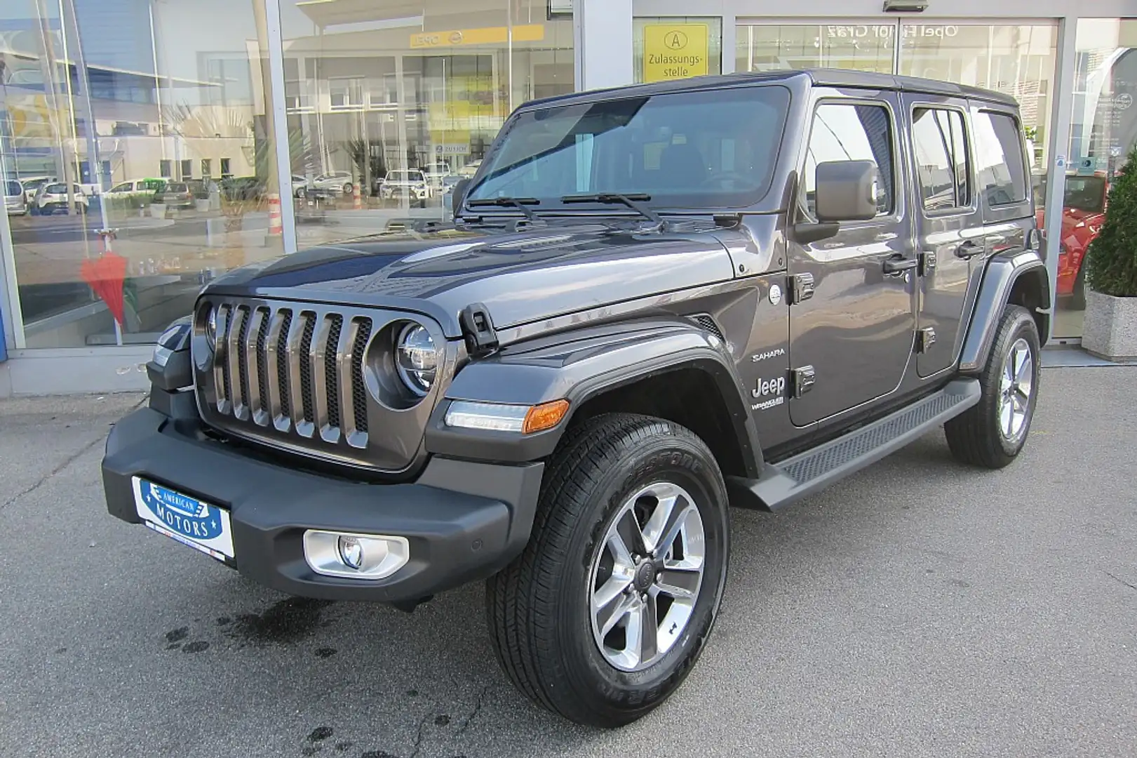 Jeep Wrangler Unlimited Sahara 2,0 GME Aut. Gris - 1