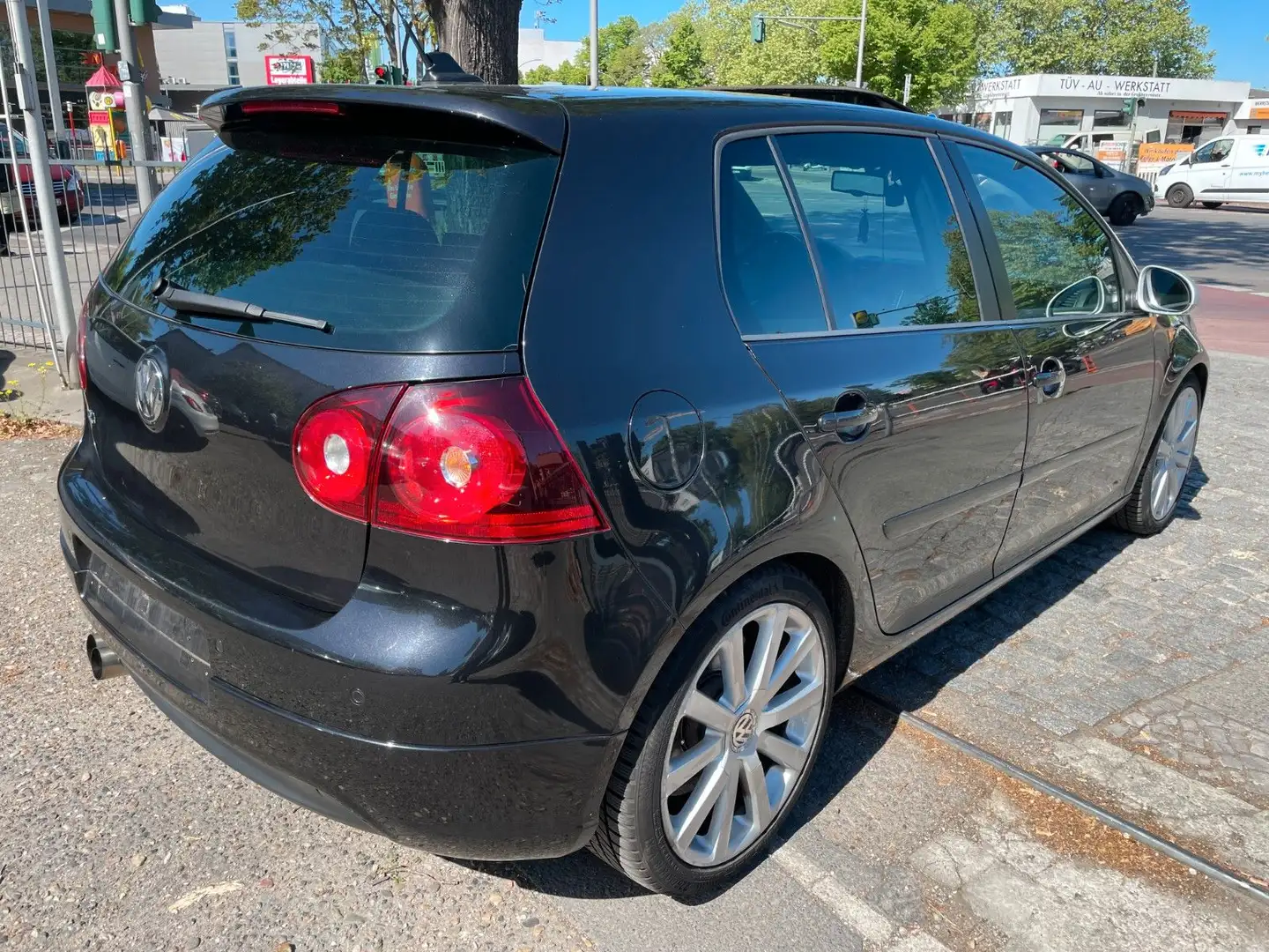 Volkswagen Golf 1.4TSI GT*R-LINE*LEDER*XENON*6-GANG*EGSD* Schwarz - 2