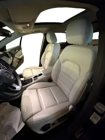 Mercedes-Benz Gla view 9