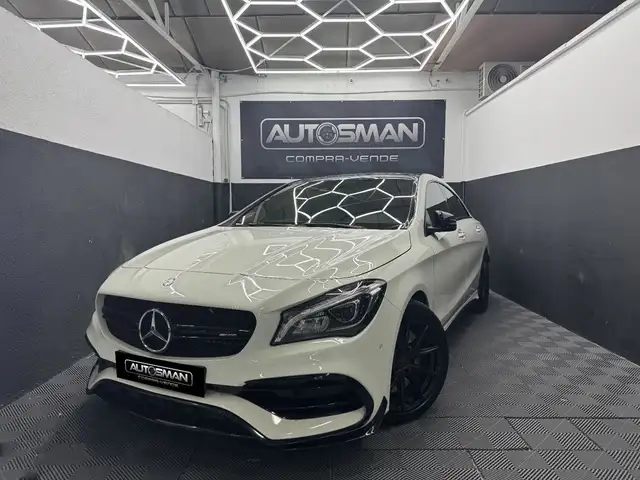 Mercedes-Benz CLA 45 AMG Mercedes-AMG 4M Shooting Brake