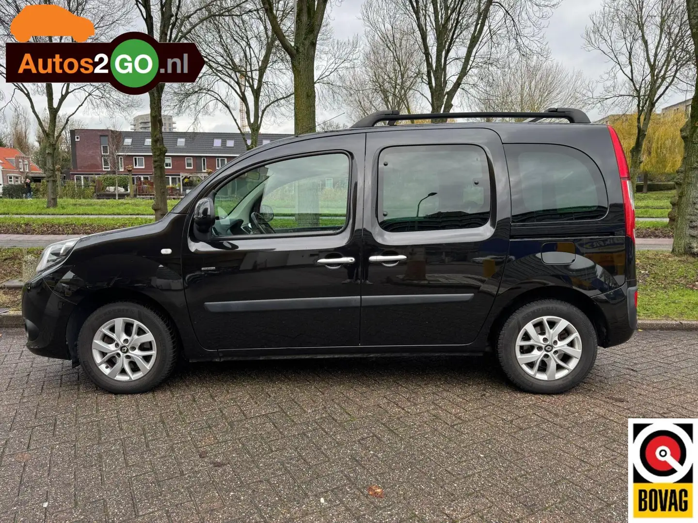 Renault Kangoo Family 1.2 TCe Limited I Navi I Parkeersensoren I Zwart - 2