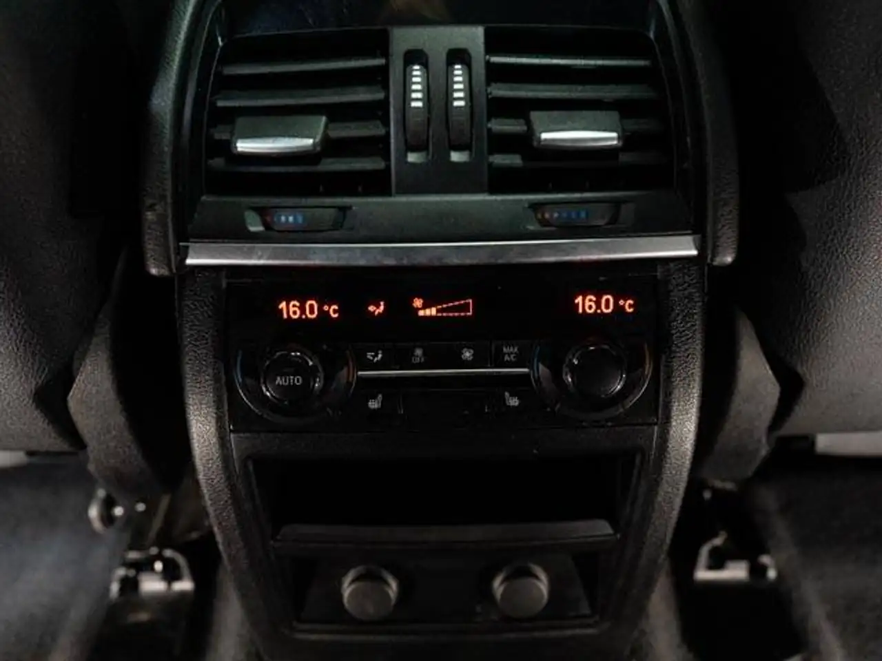 BMW X6 photo BMW X6