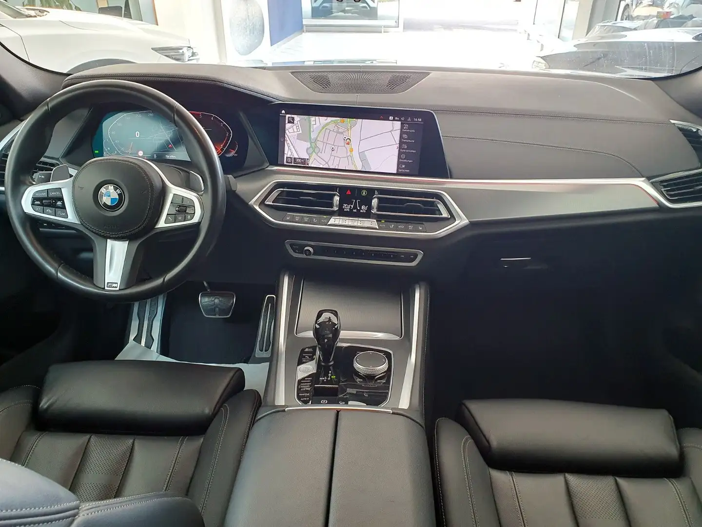 BMW X6 xDrive 30d M Sport IconicGlow/HeadUp/Laser Zwart - 2