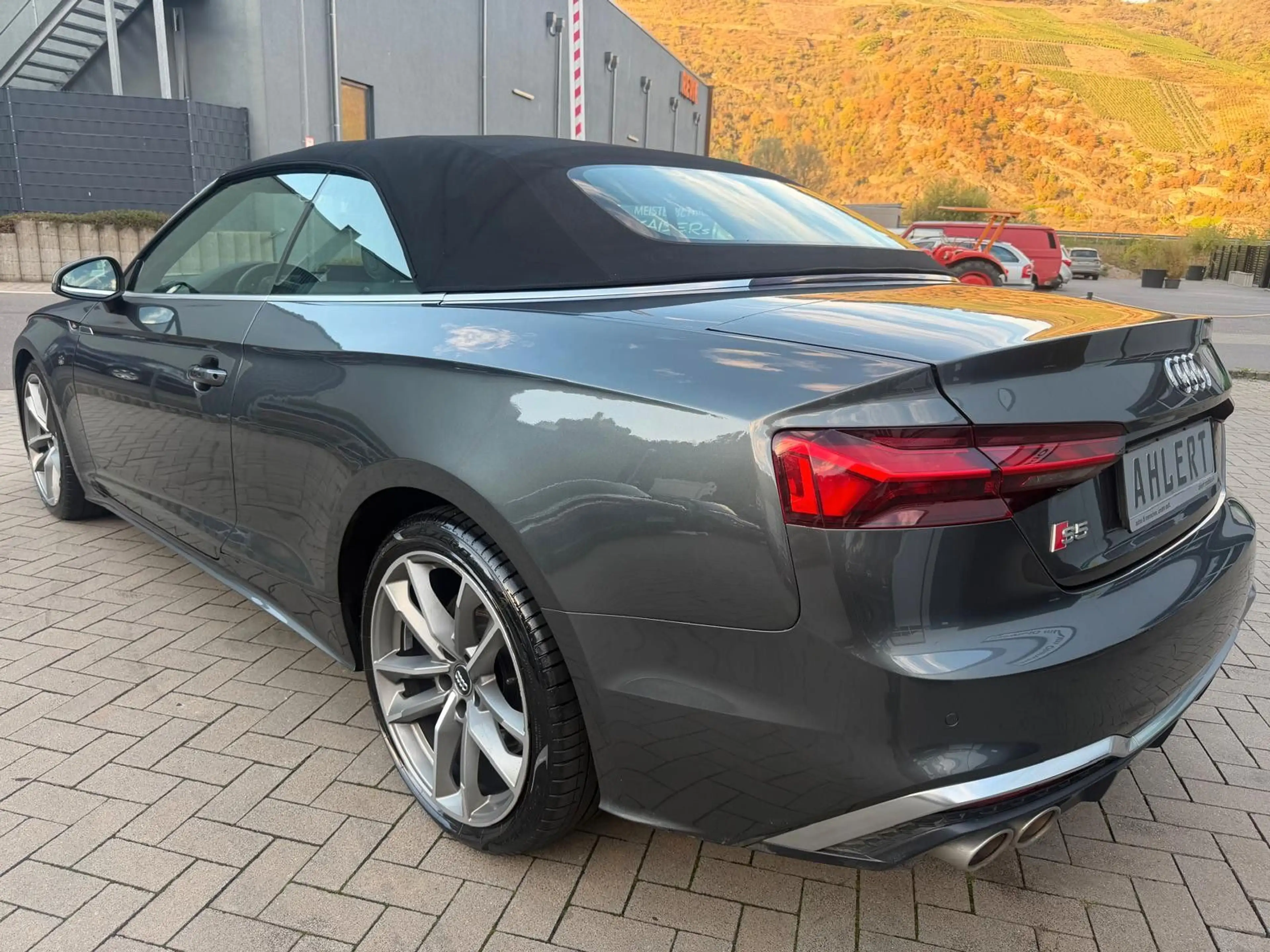 Audi S5 Cabriolet 3.0 TFSI quattro S Line — photo 6