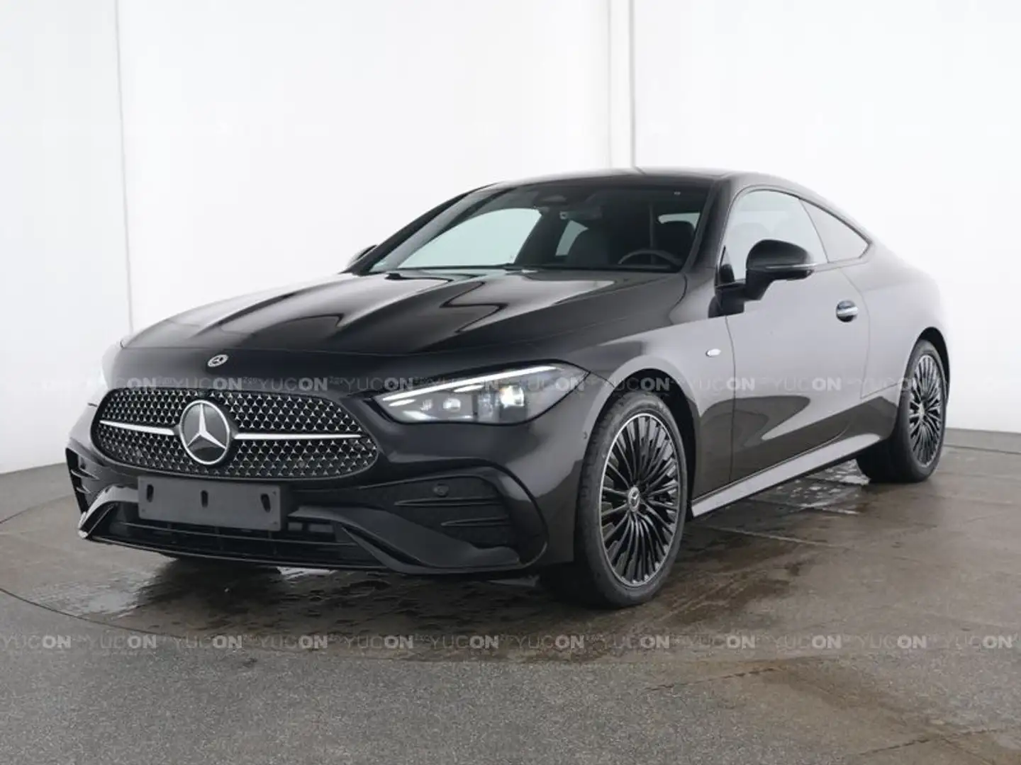 Mercedes-Benz CLE 300 e AMG LINE PANO SD DIGITAL LIGHT Schwarz - 2